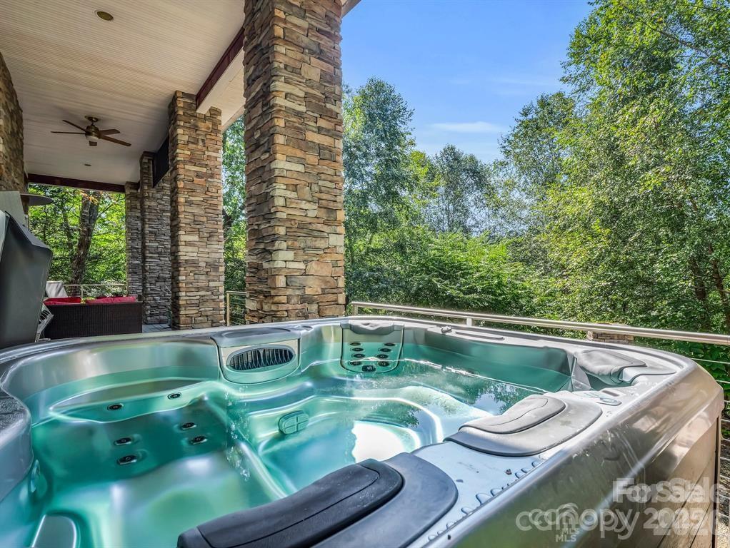 167 Trails End — Lake Lure