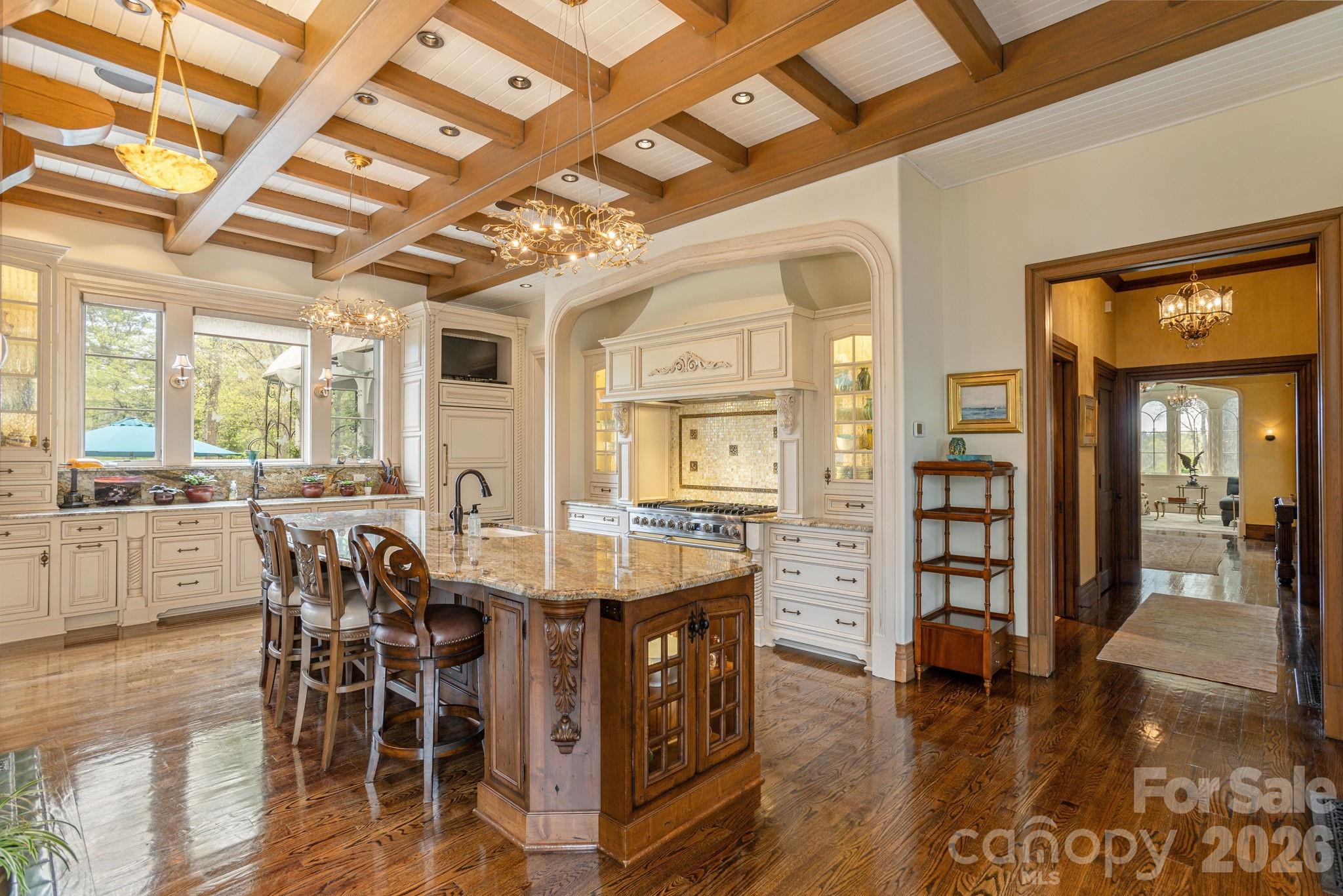 8 Fairway Place — Asheville