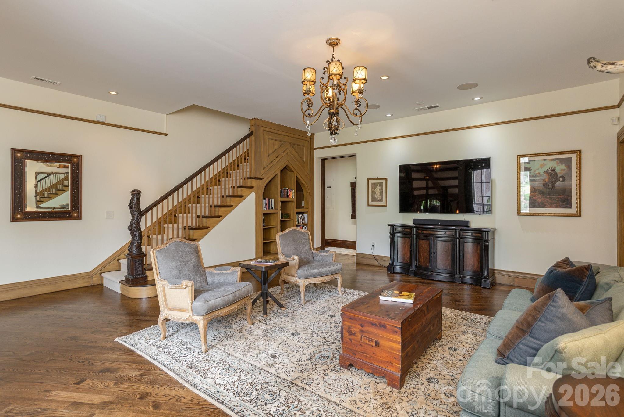 8 Fairway Place — Asheville