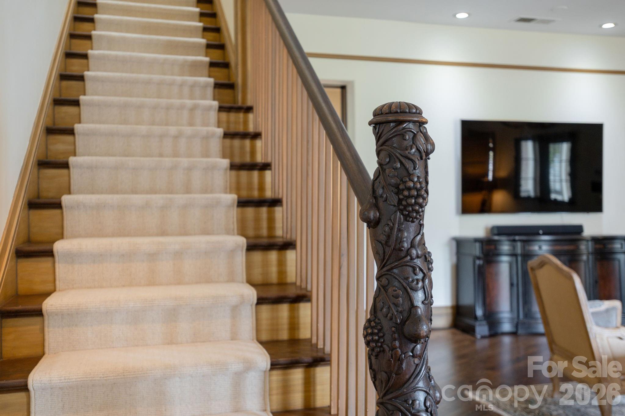8 Fairway Place — Asheville