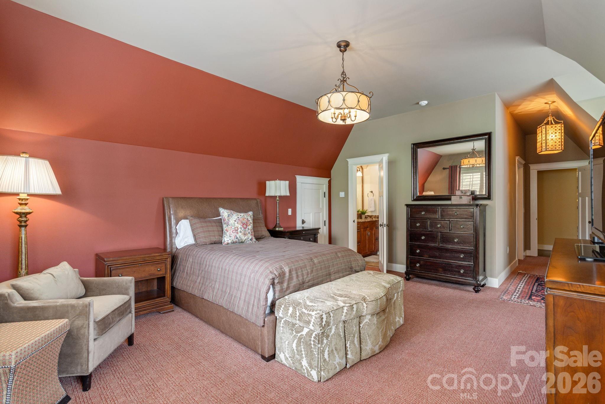 8 Fairway Place — Asheville