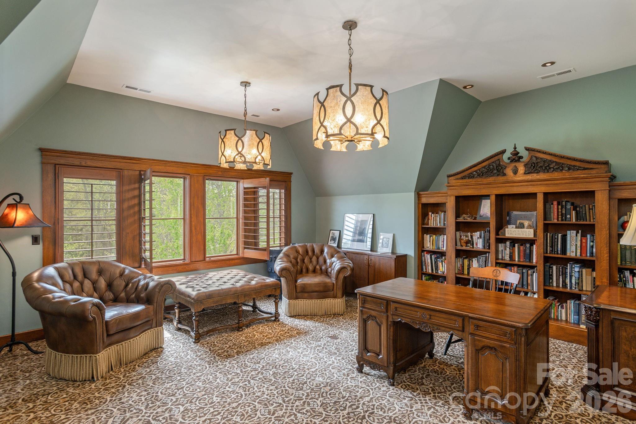8 Fairway Place — Asheville