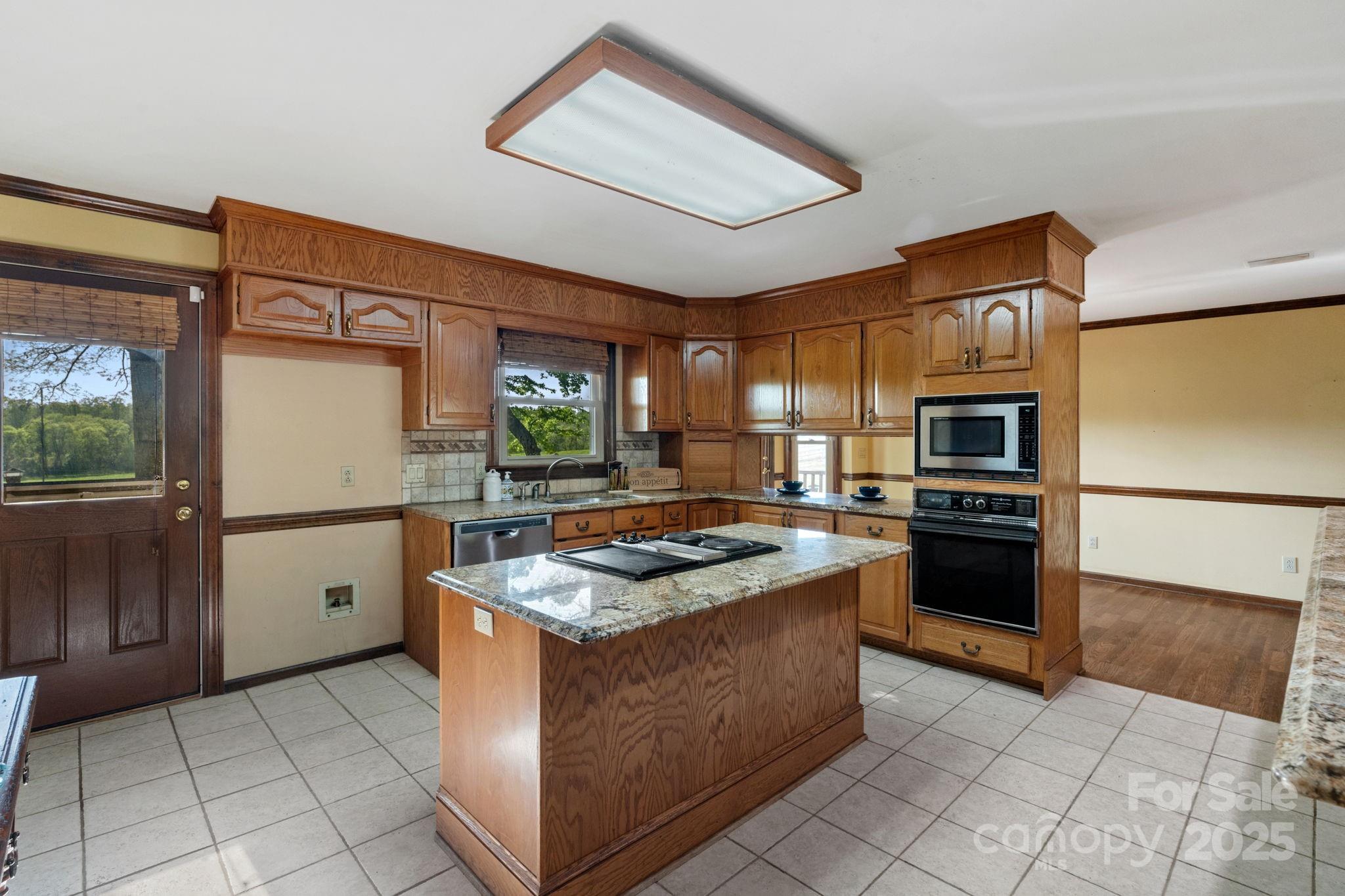 15670 Bethel Avenue Extension — Midland