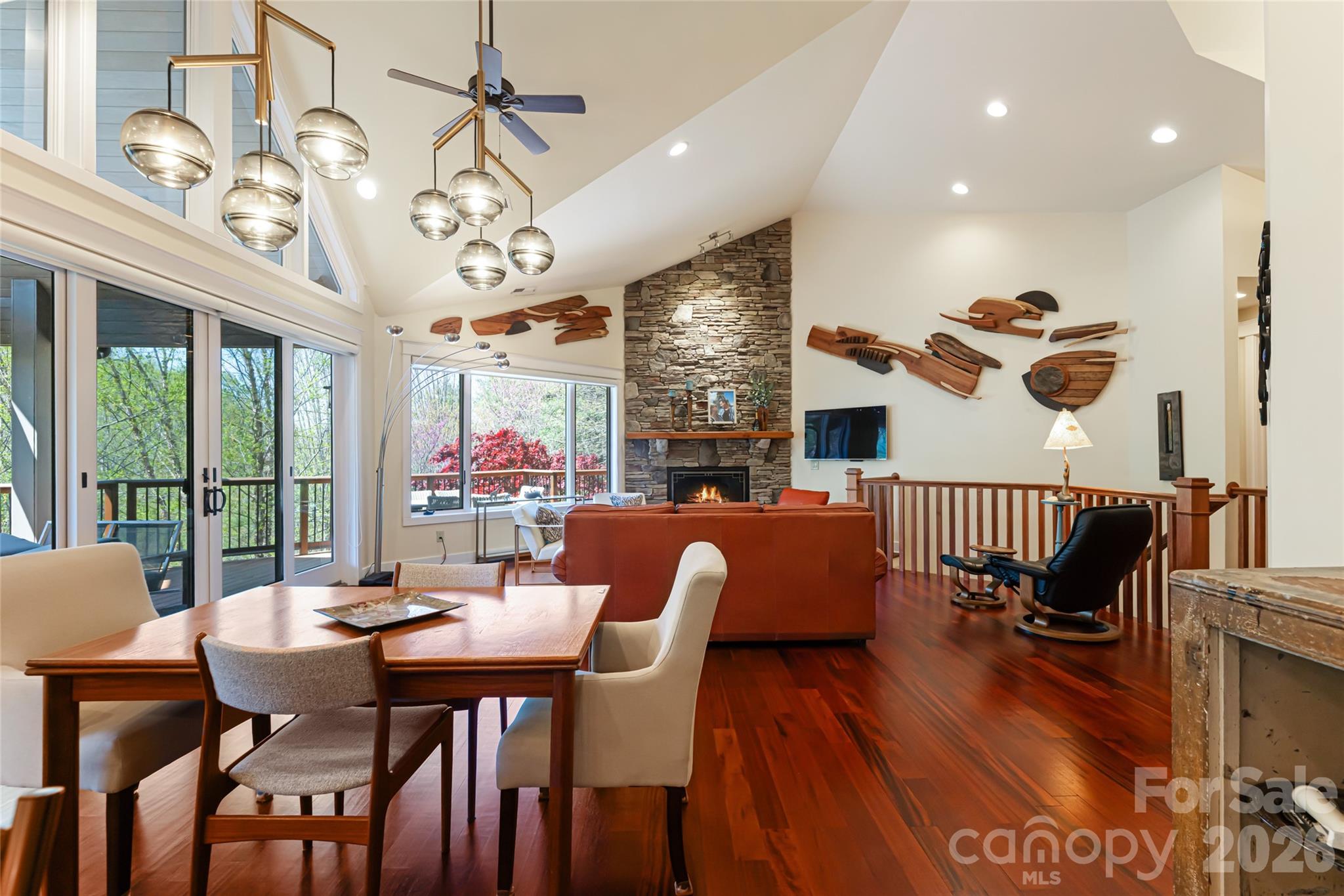 256 Senator Reynolds Road — Asheville