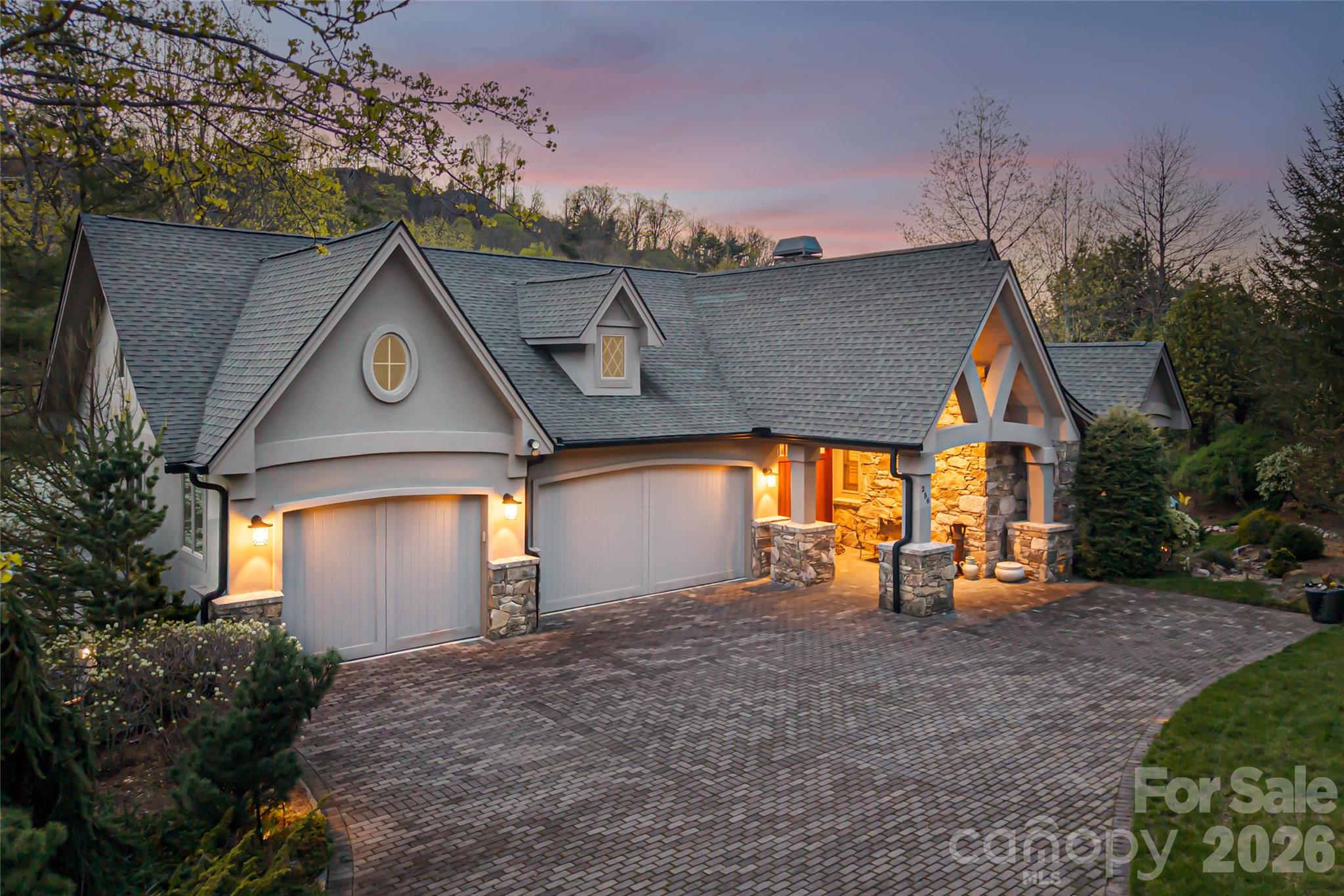 256 Senator Reynolds Road — Asheville