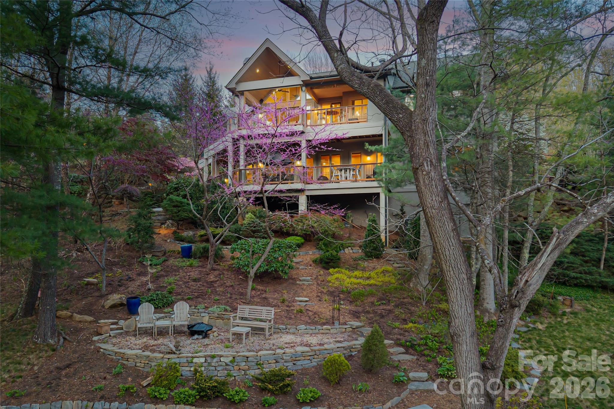 256 Senator Reynolds Road — Asheville