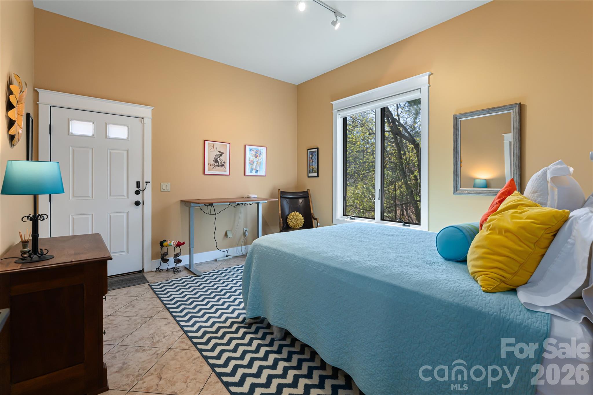 256 Senator Reynolds Road — Asheville