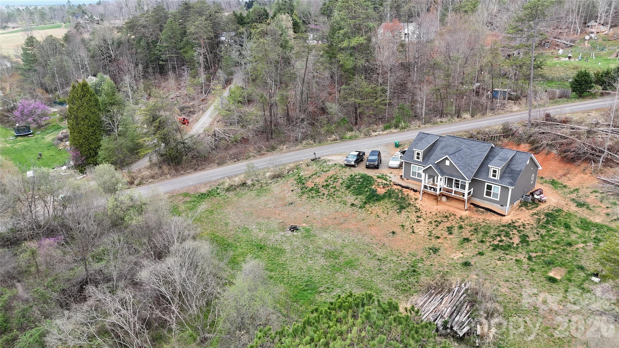 19 Higgins Road — Weaverville