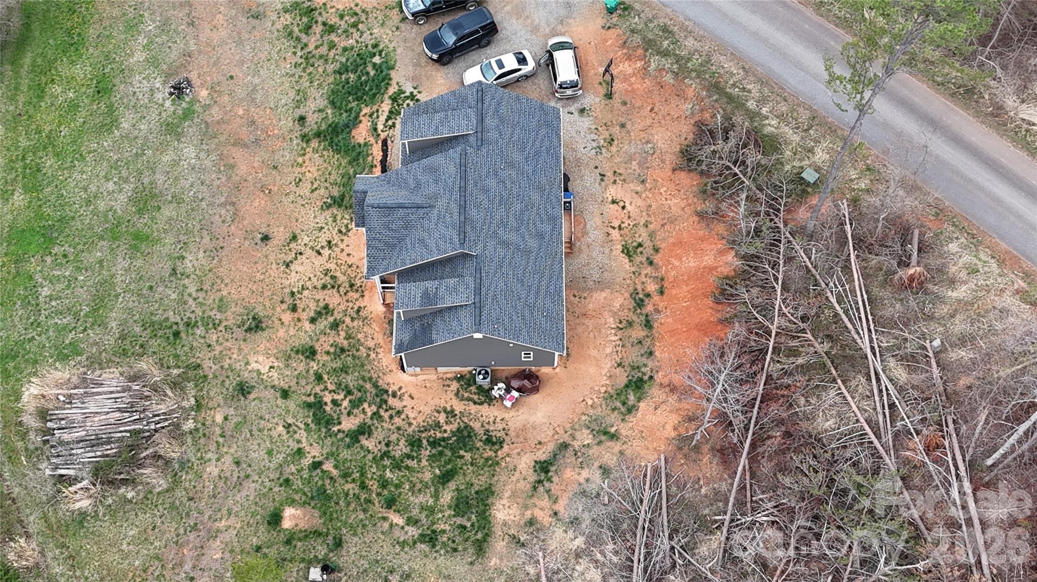 19 Higgins Road — Weaverville