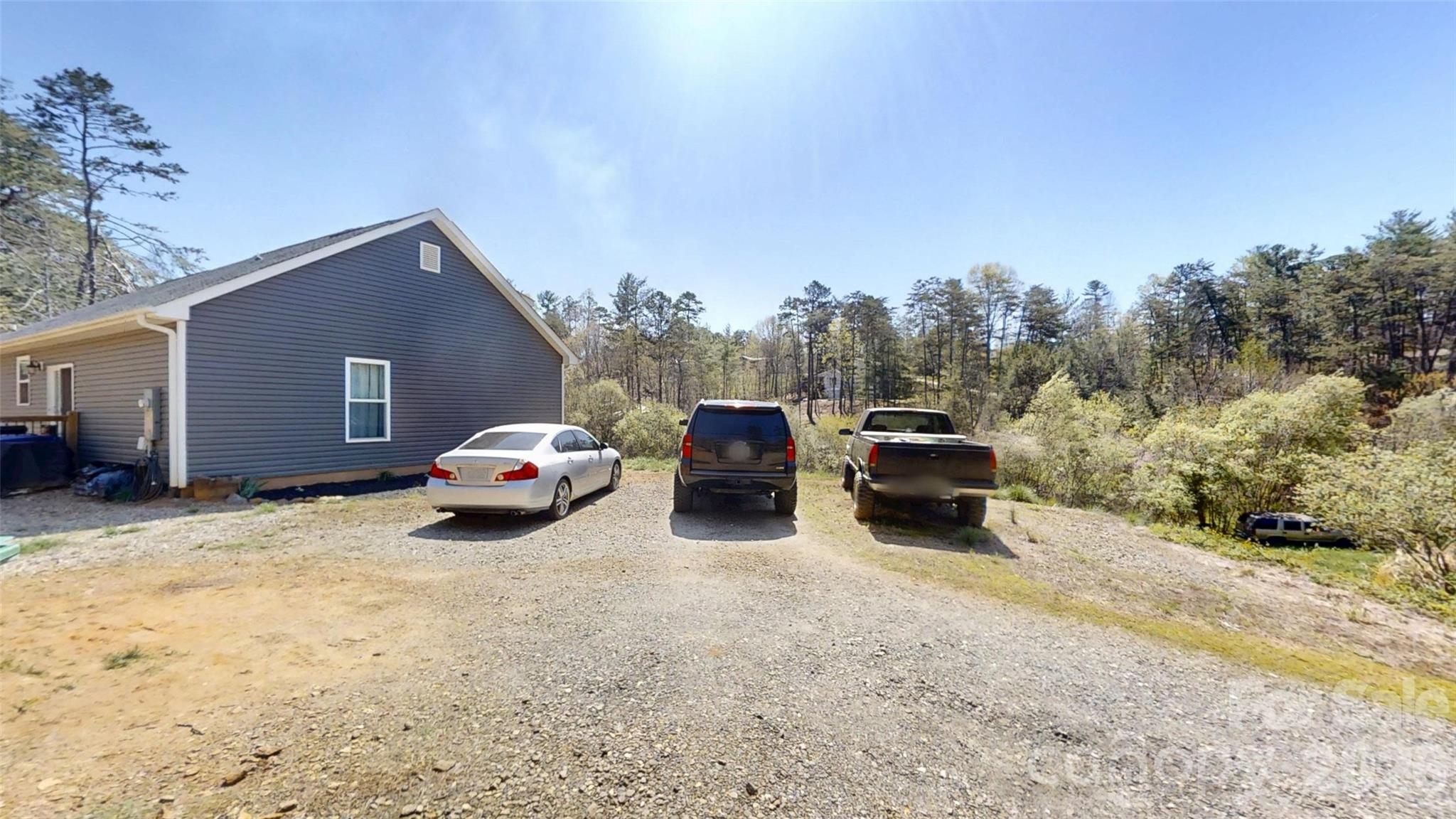 19 Higgins Road — Weaverville
