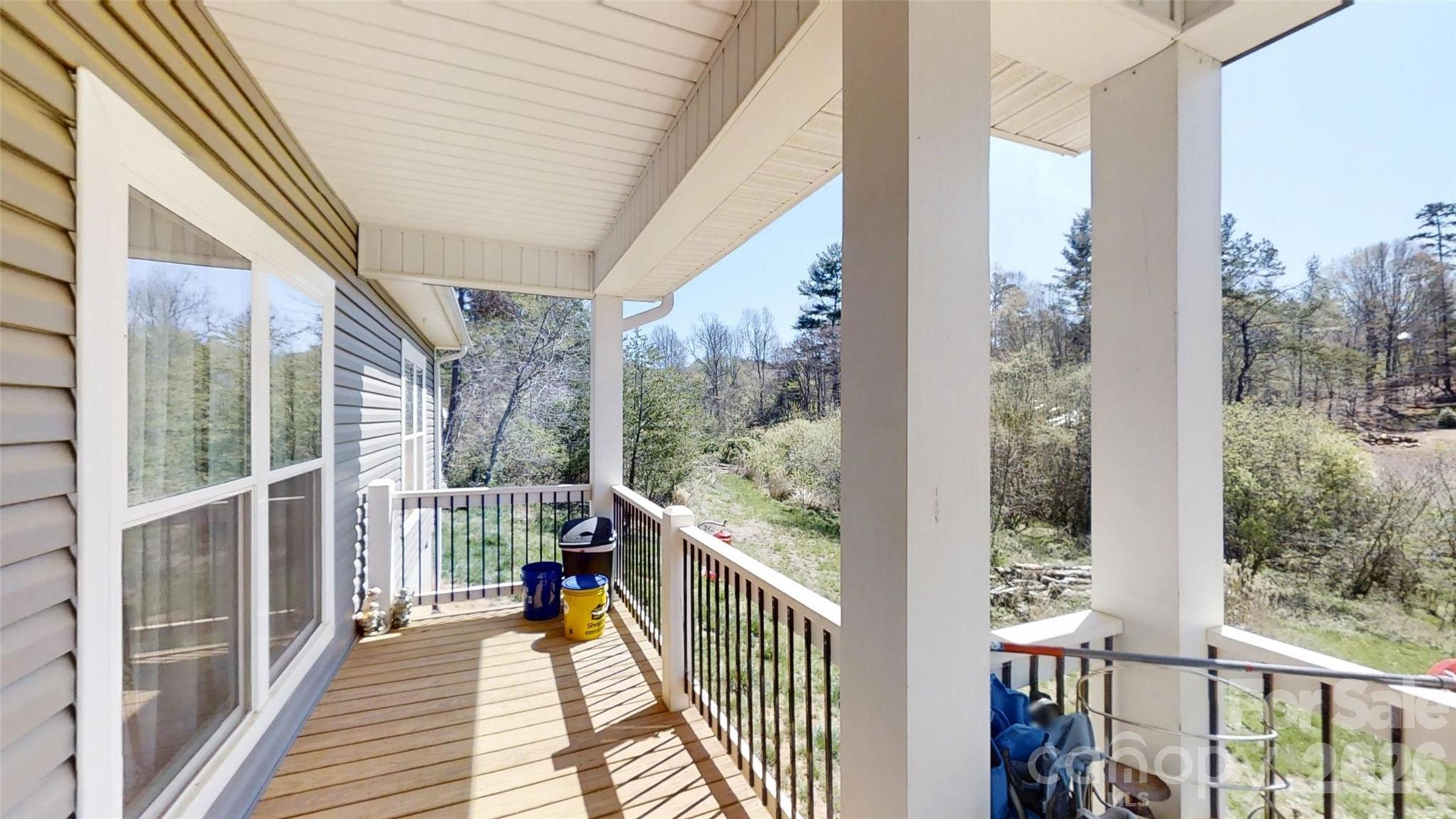 19 Higgins Road — Weaverville