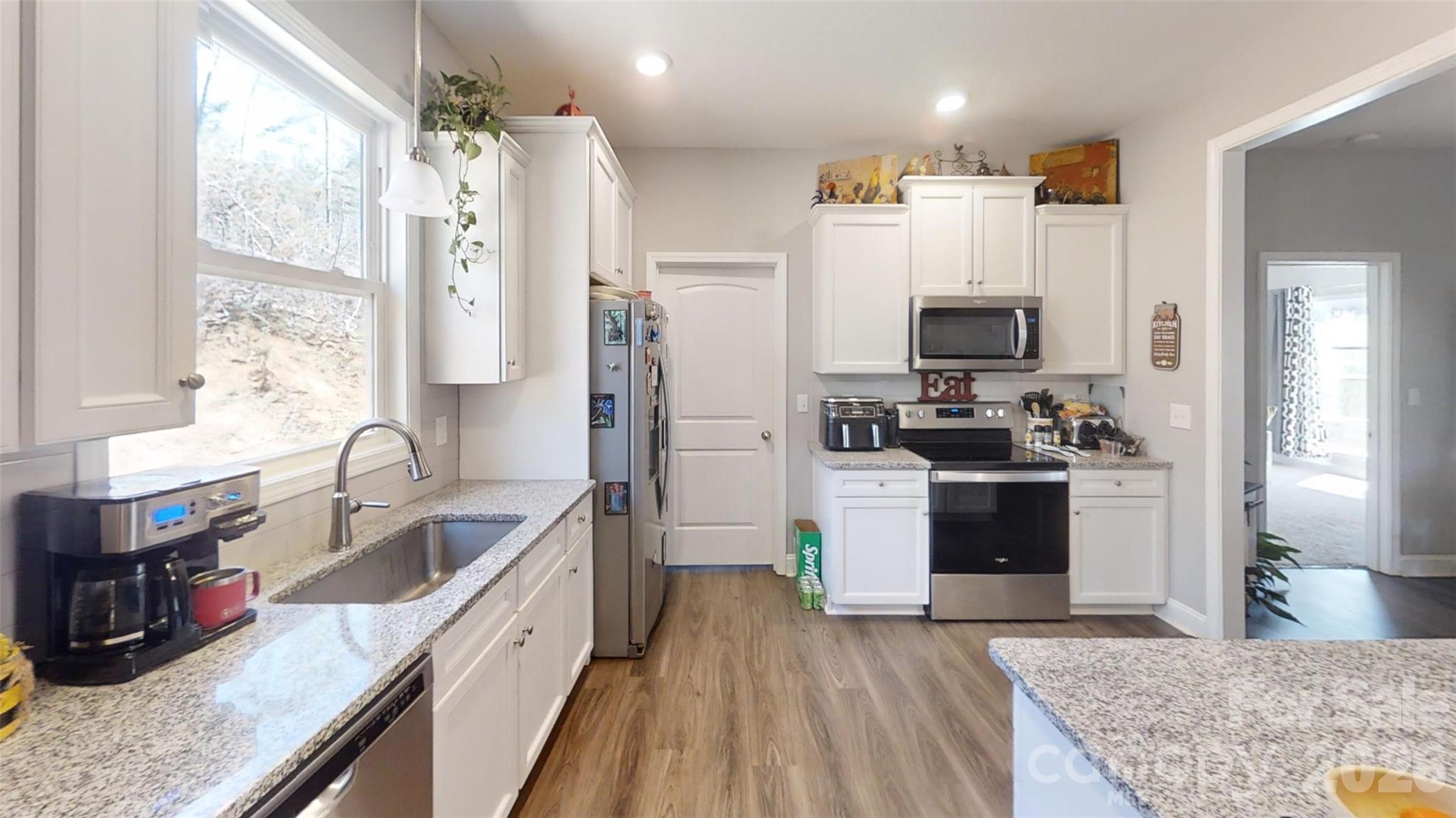 19 Higgins Road — Weaverville
