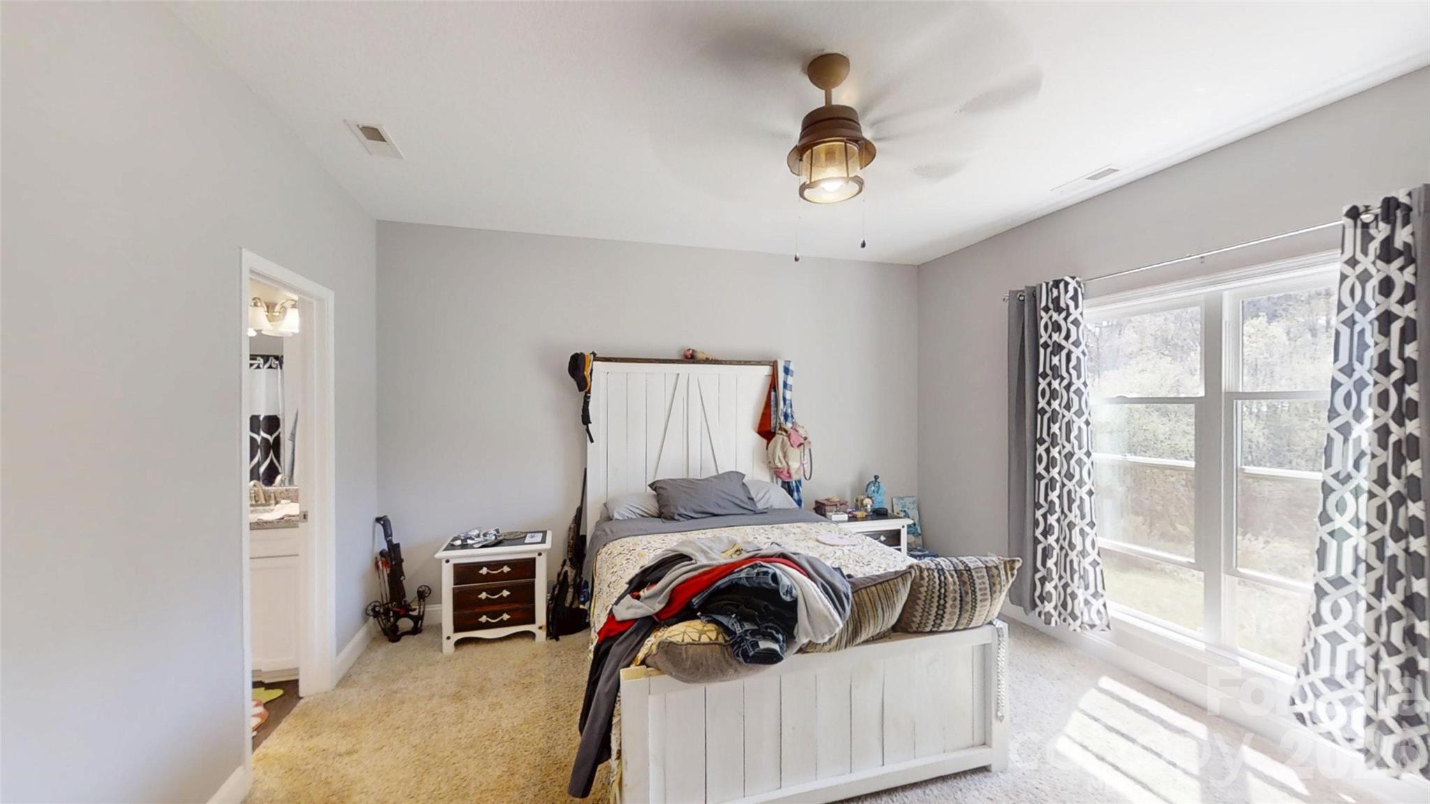 19 Higgins Road — Weaverville