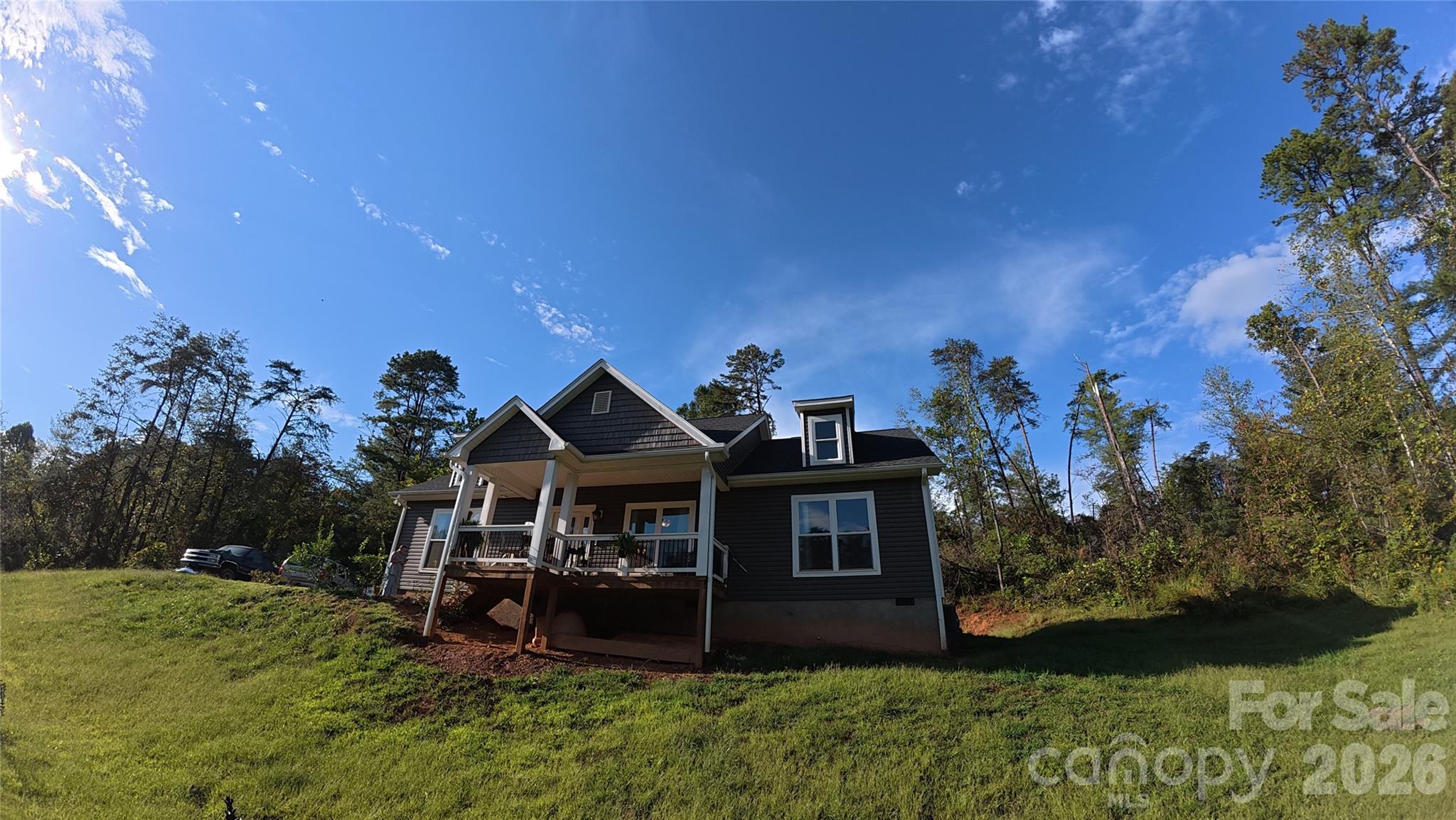 19 Higgins Road — Weaverville