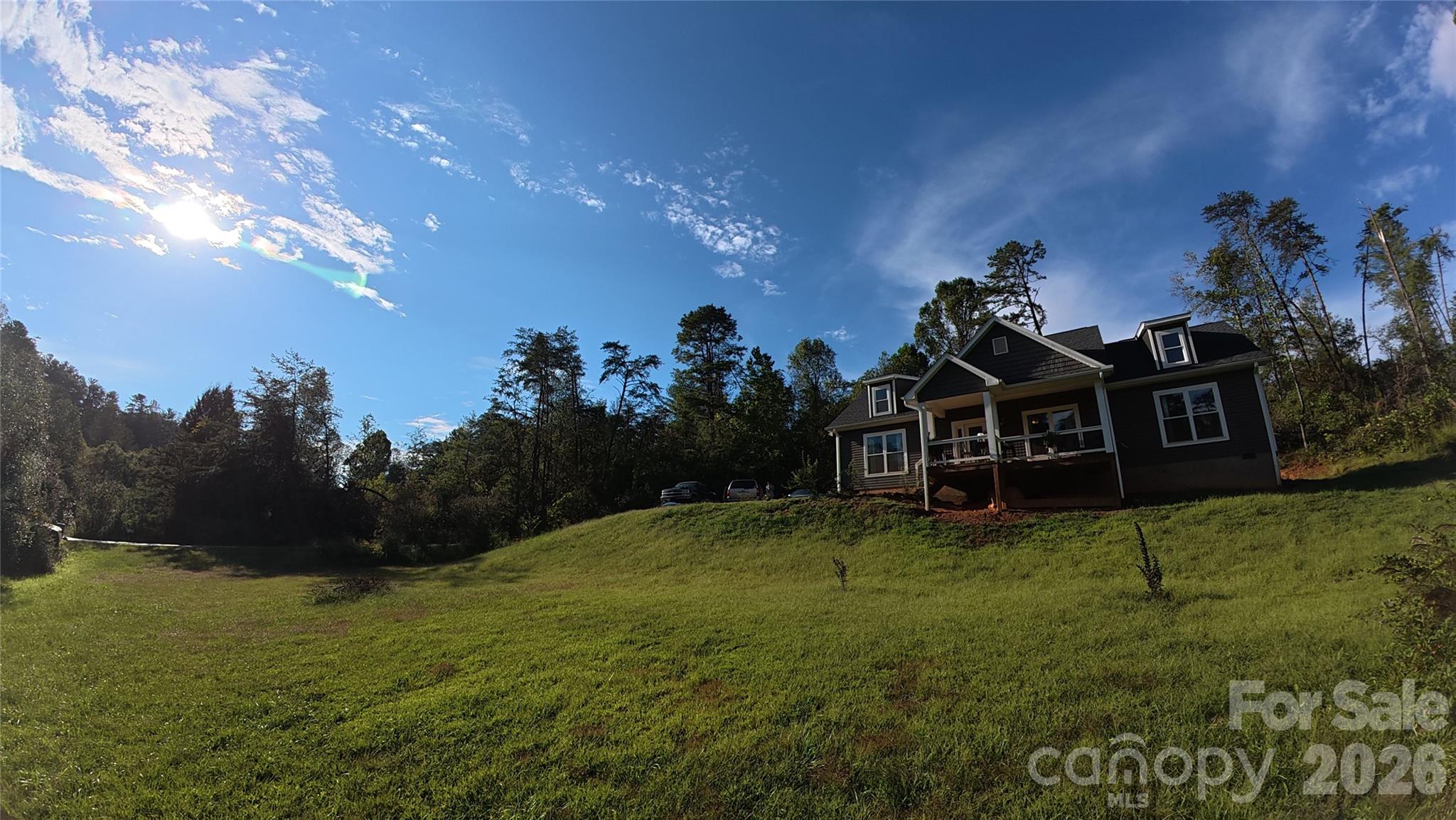 19 Higgins Road — Weaverville