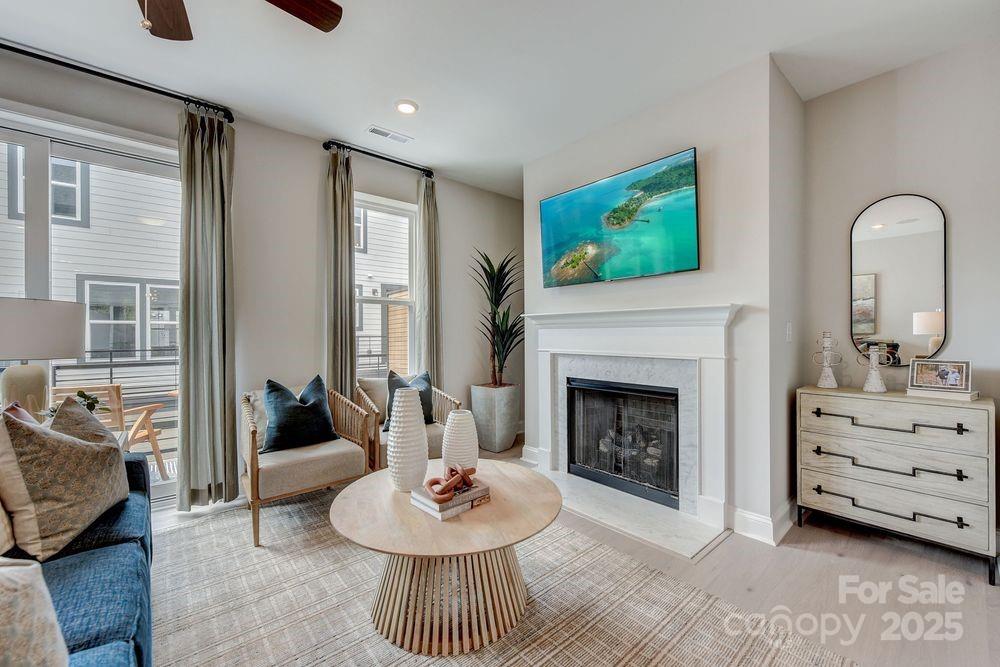 729 Hoke Lane — Davidson