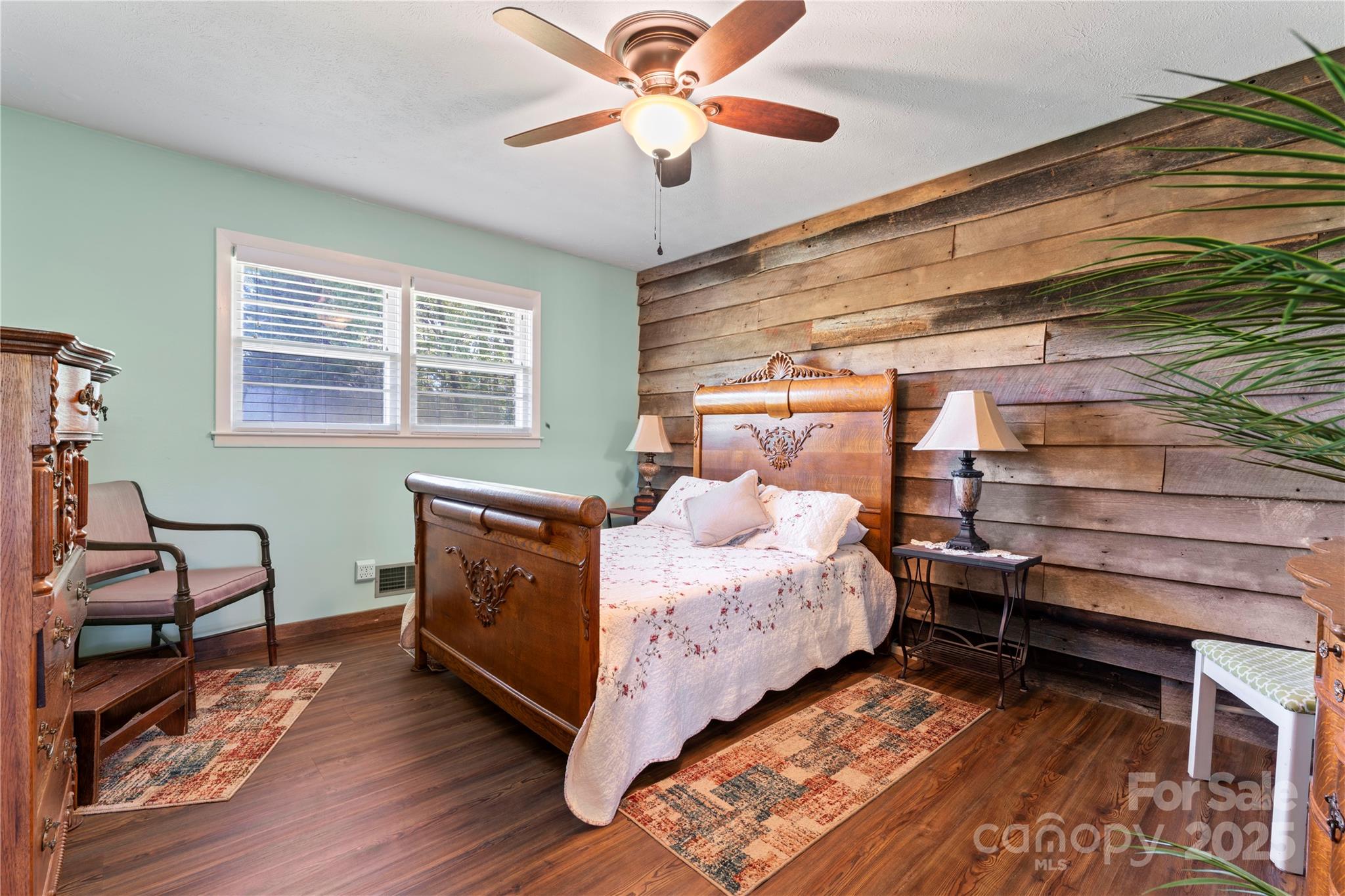 36984 B&C Carter Road — New London