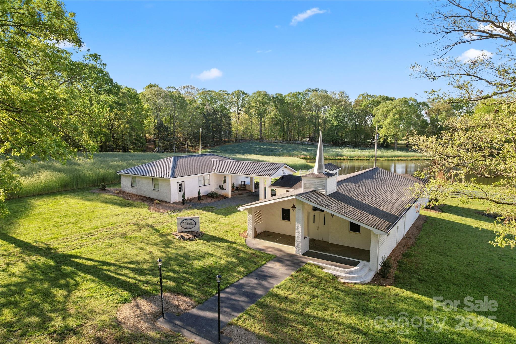 36984 B&C Carter Road — New London