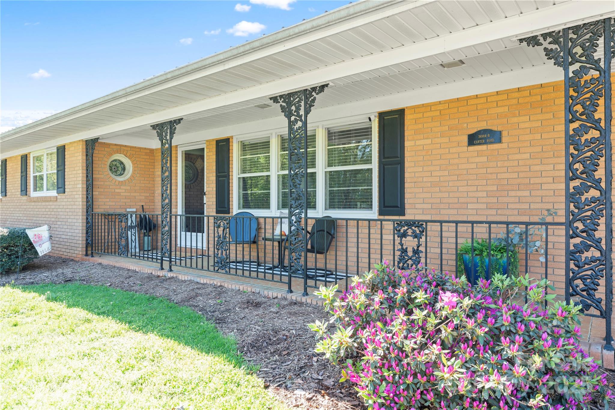 36984 B&C Carter Road — New London