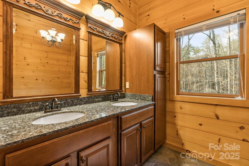502 CALEDONIA Loop — Landrum
