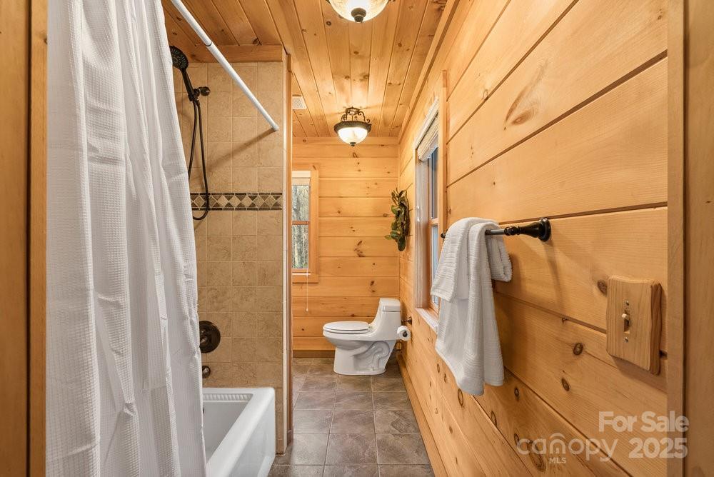 502 CALEDONIA Loop — Landrum