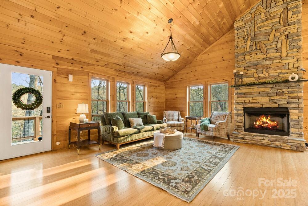 502 CALEDONIA Loop — Landrum