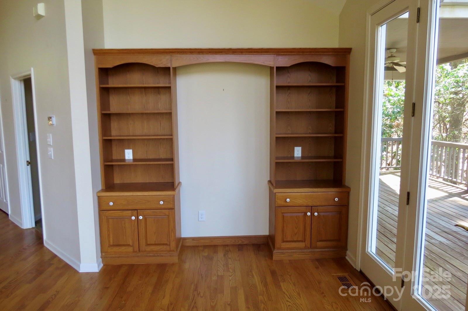 422 Lakeside Drive #L015, L016 — Lake Toxaway