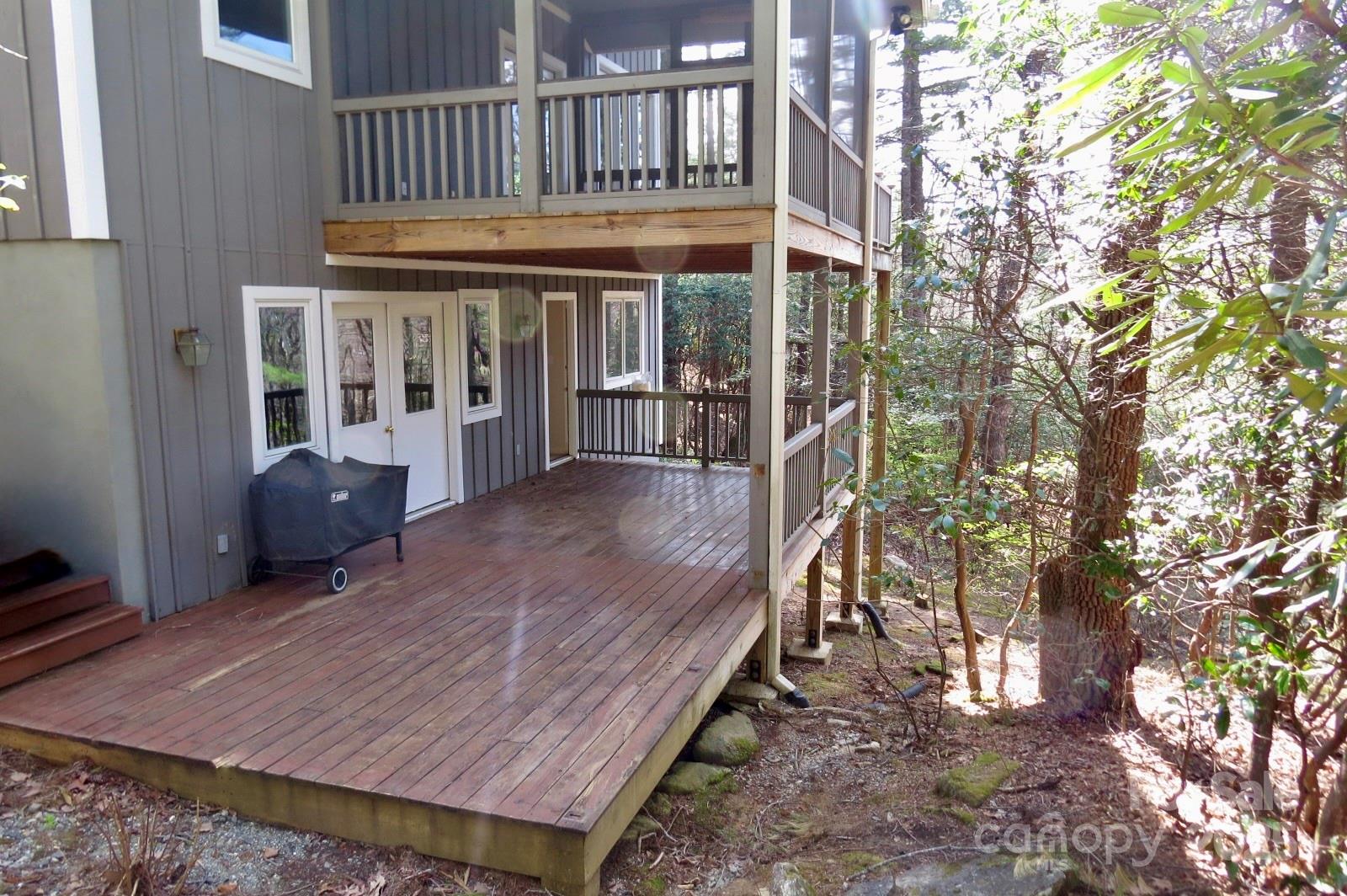 422 Lakeside Drive #L015, L016 — Lake Toxaway