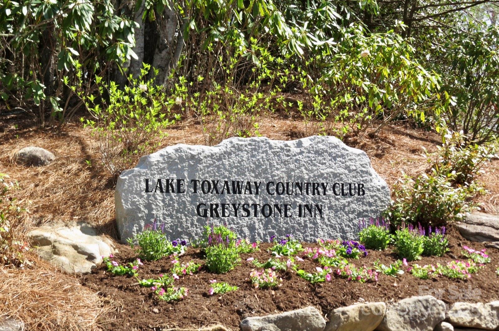 422 Lakeside Drive #L015, L016 — Lake Toxaway