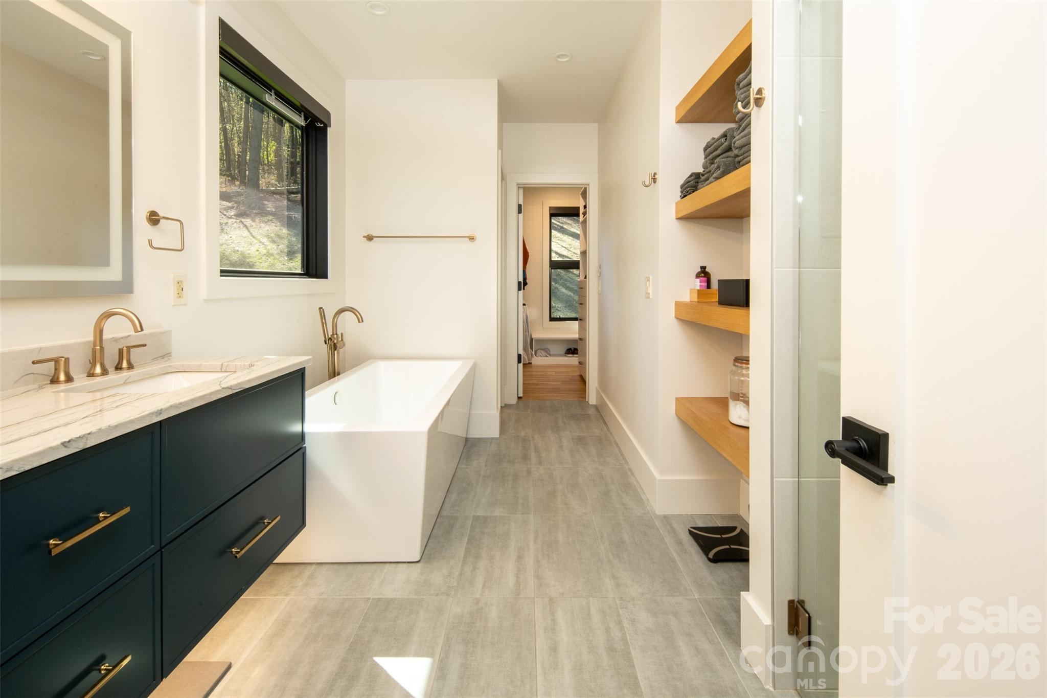 42 Spring Cove Road — Asheville