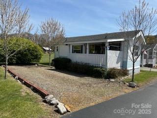 25 Summer Place Drive — Waynesville