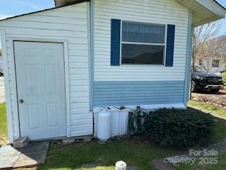 25 Summer Place Drive — Waynesville