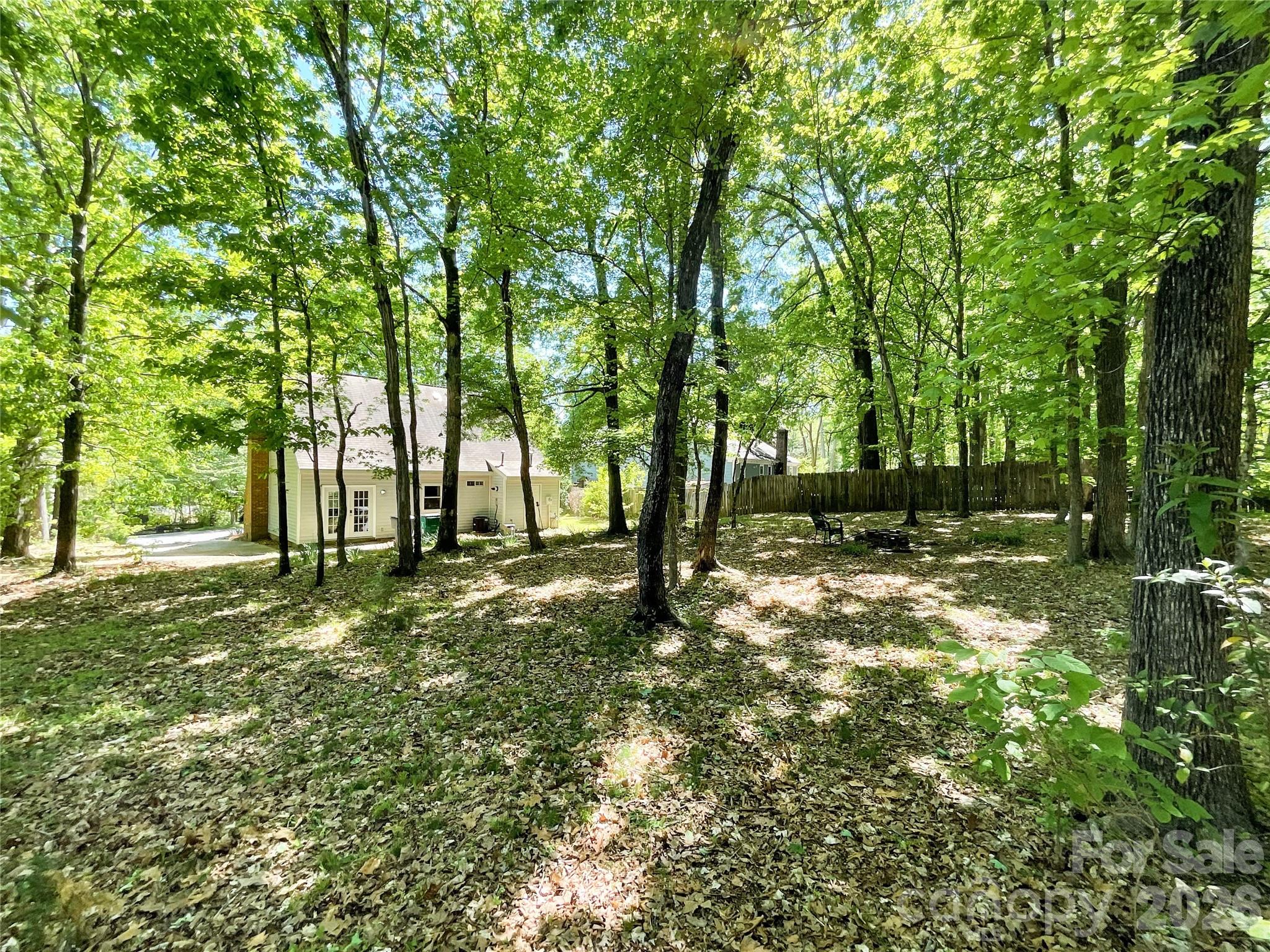 2113 Killarney Place — Charlotte
