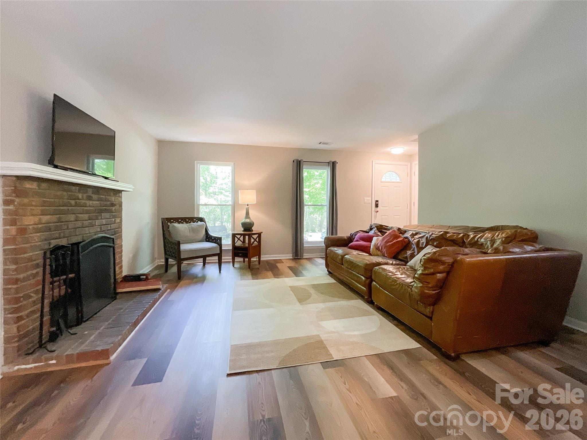 2113 Killarney Place — Charlotte