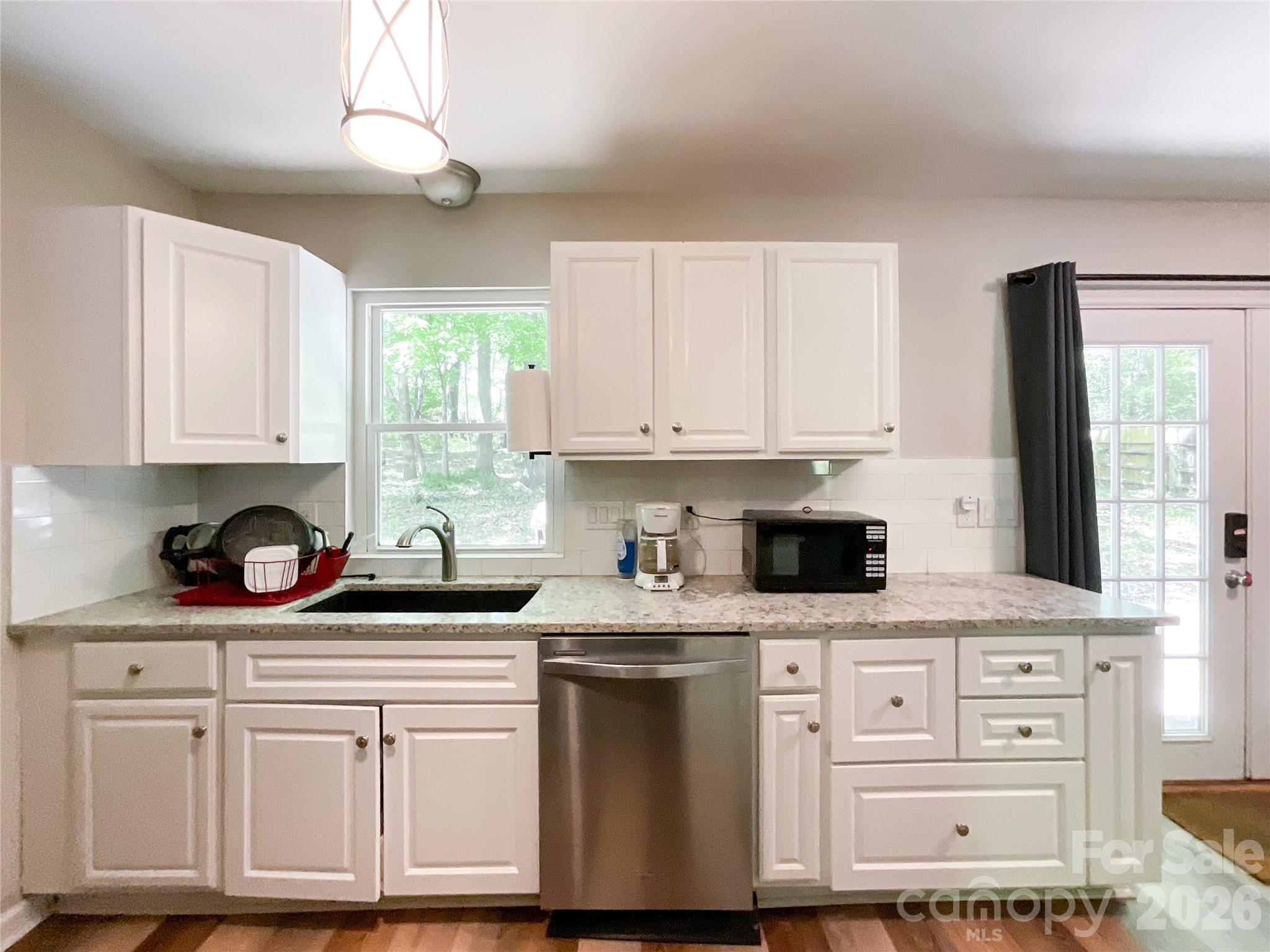2113 Killarney Place — Charlotte