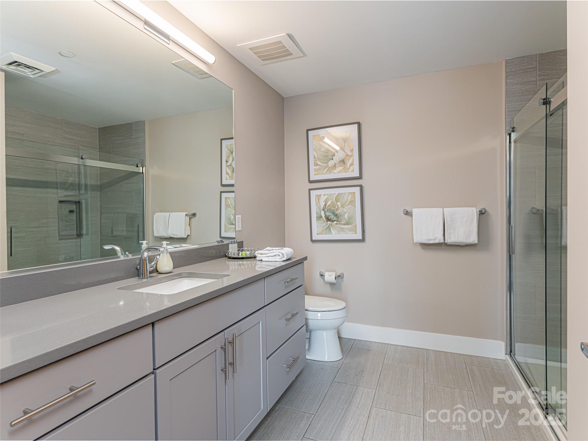 45 Asheland Avenue #405 — Asheville