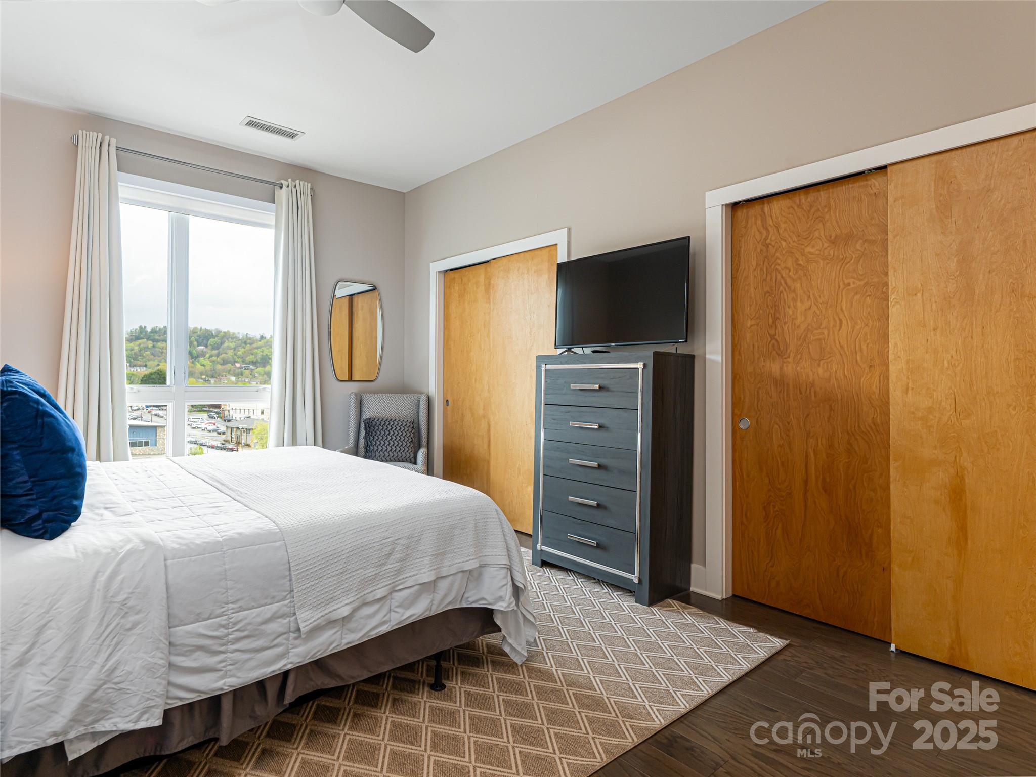 45 Asheland Avenue #405 — Asheville