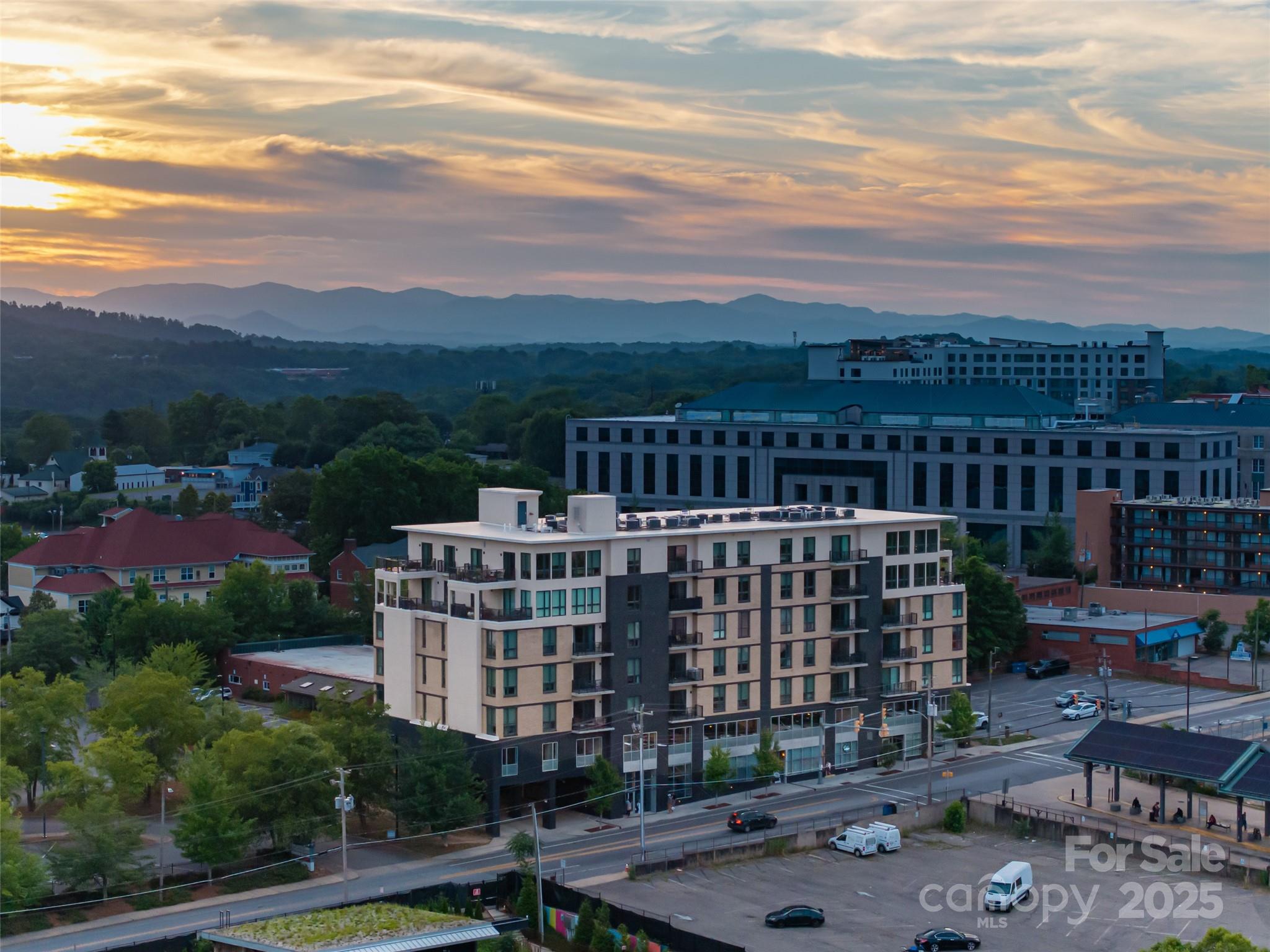 45 Asheland Avenue #405 — Asheville