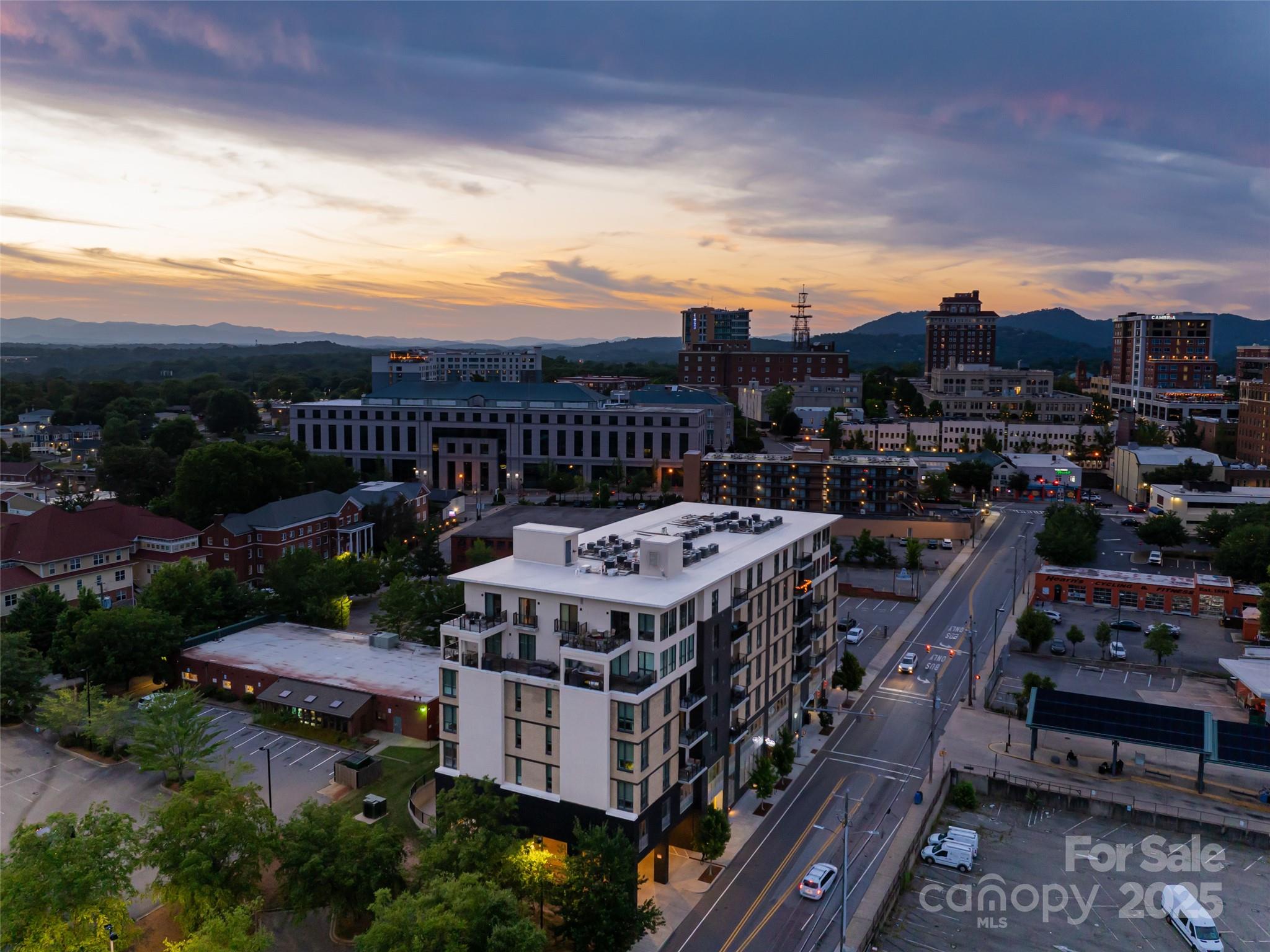 45 Asheland Avenue #405 — Asheville