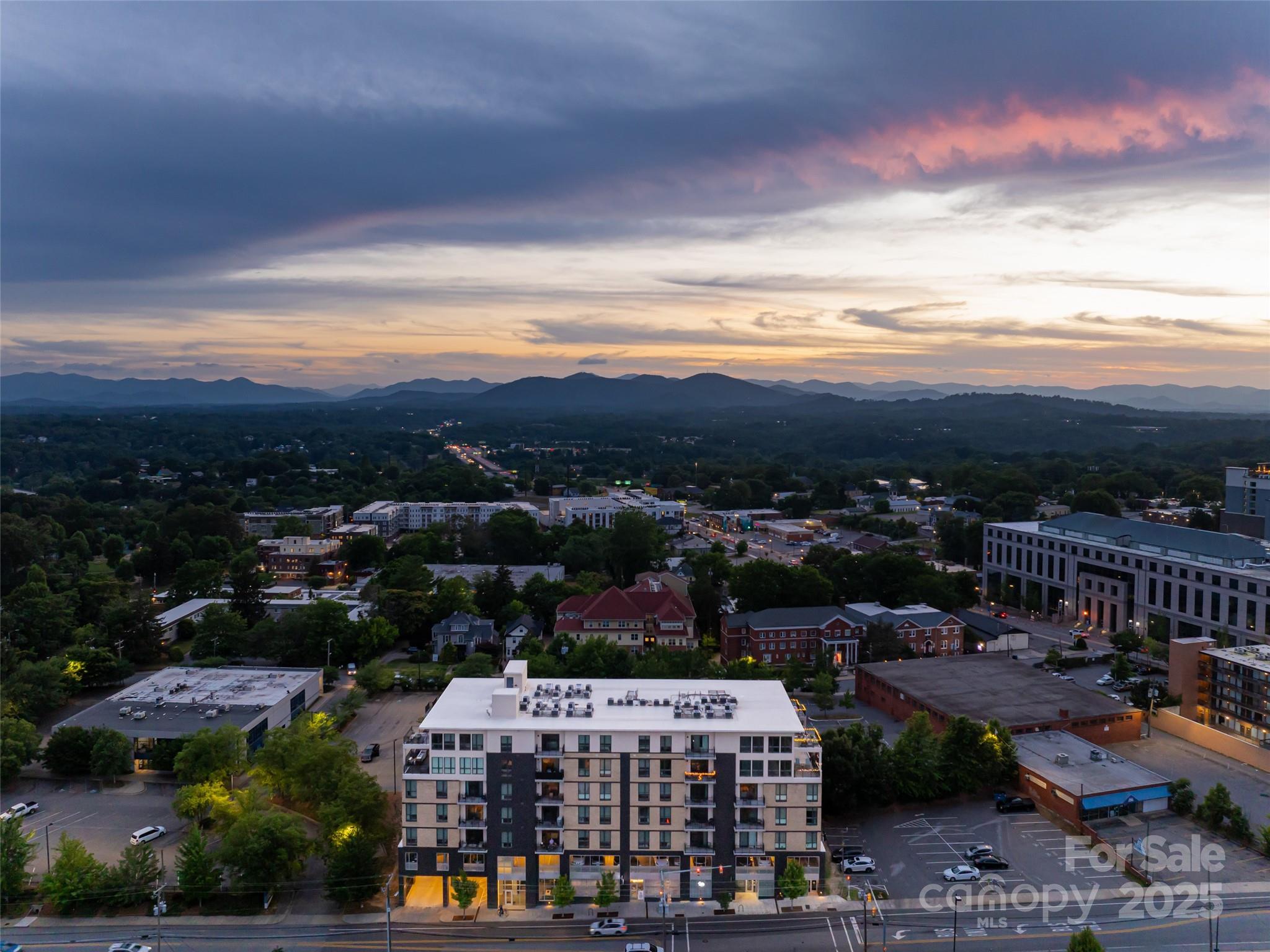 45 Asheland Avenue #405 — Asheville