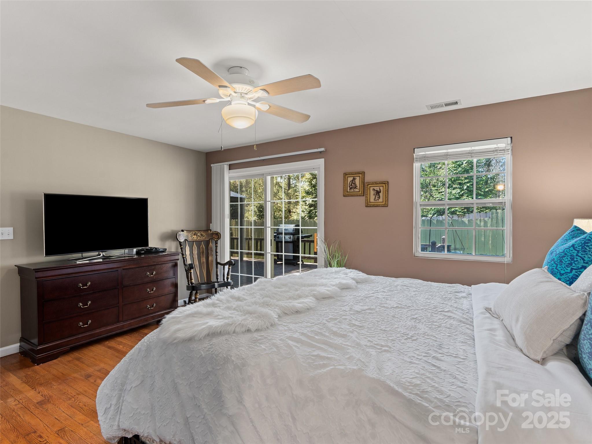 184 Aurora Drive — Asheville