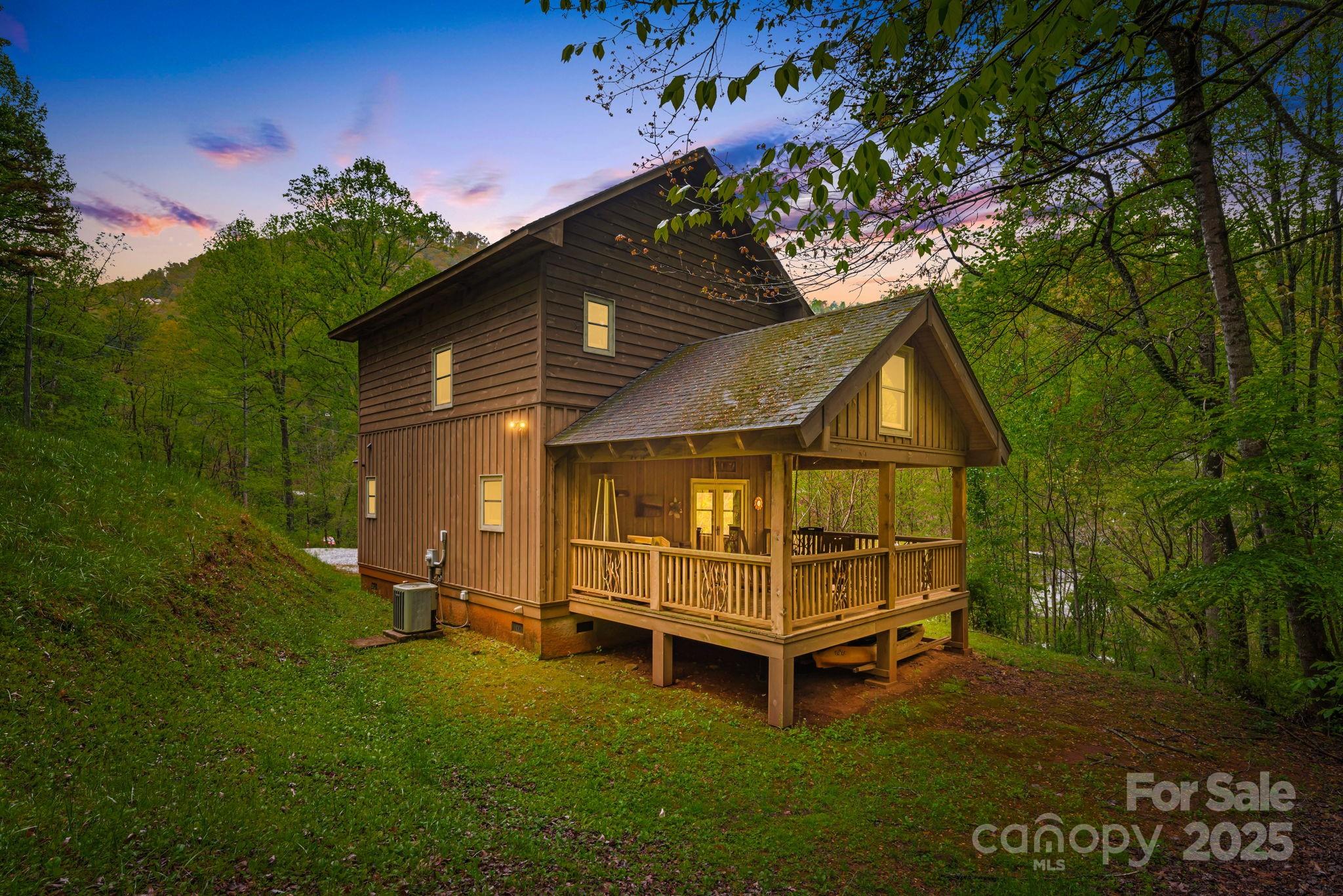 79 Slumber Lane — Sylva