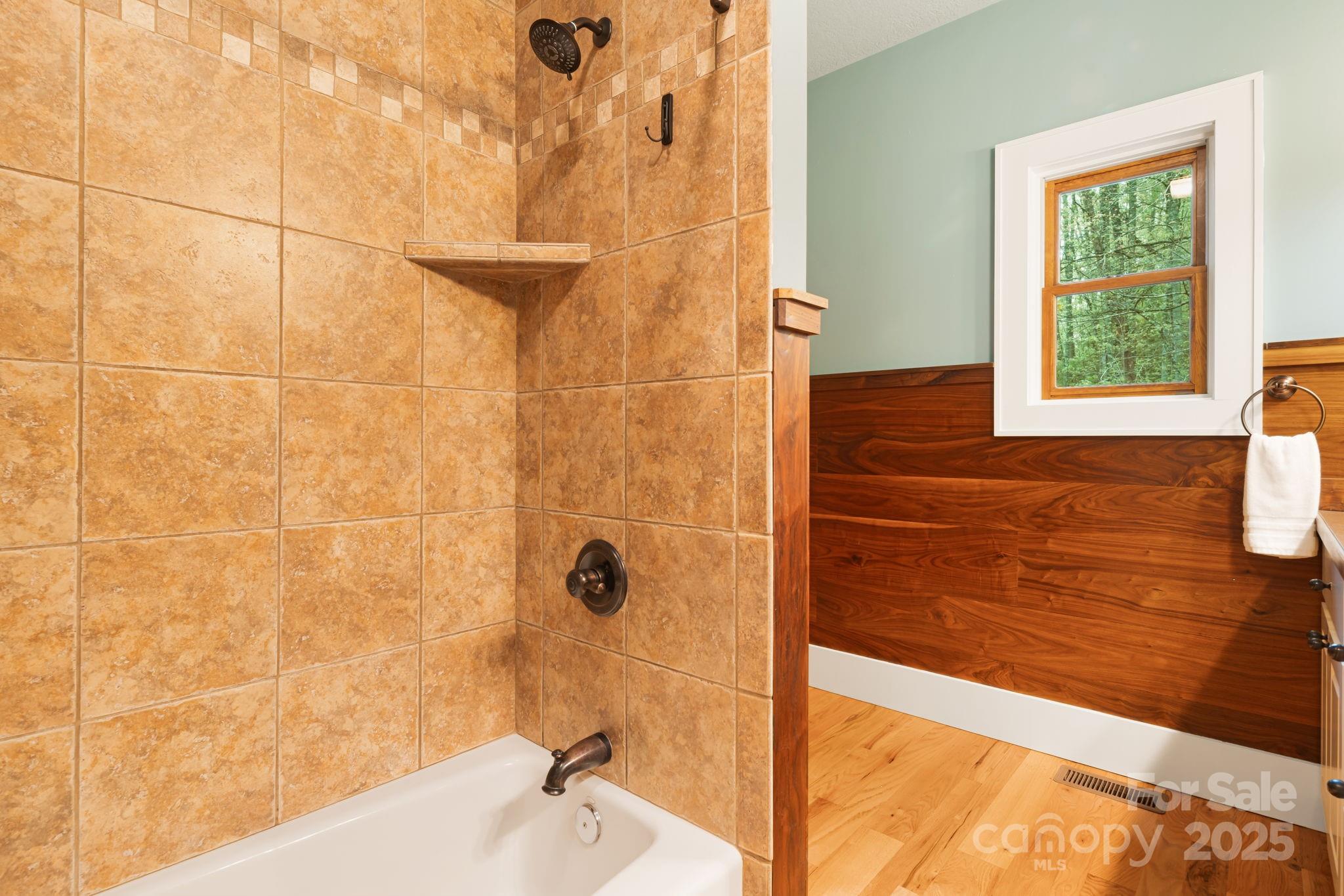 79 Slumber Lane — Sylva