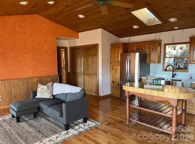 1426 Setzer Cove Road — Maggie Valley