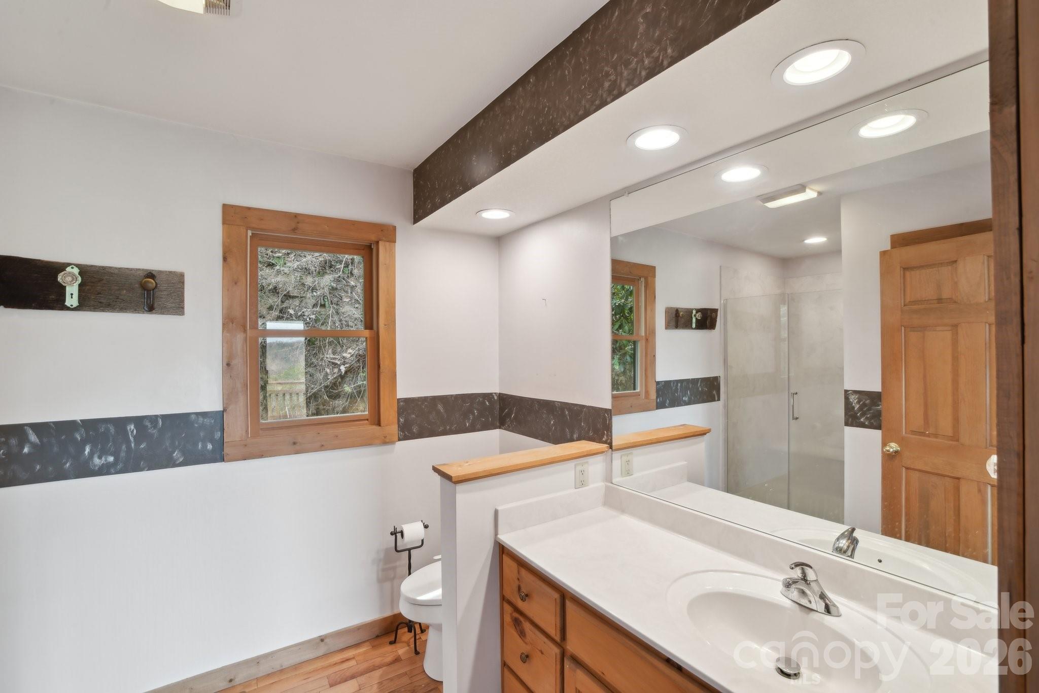 1426 Setzer Cove Road — Maggie Valley