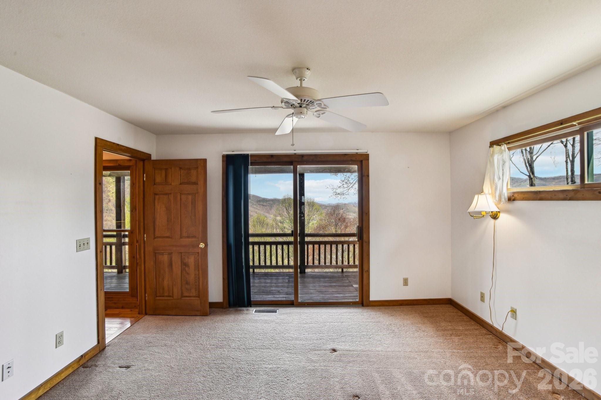 1426 Setzer Cove Road — Maggie Valley