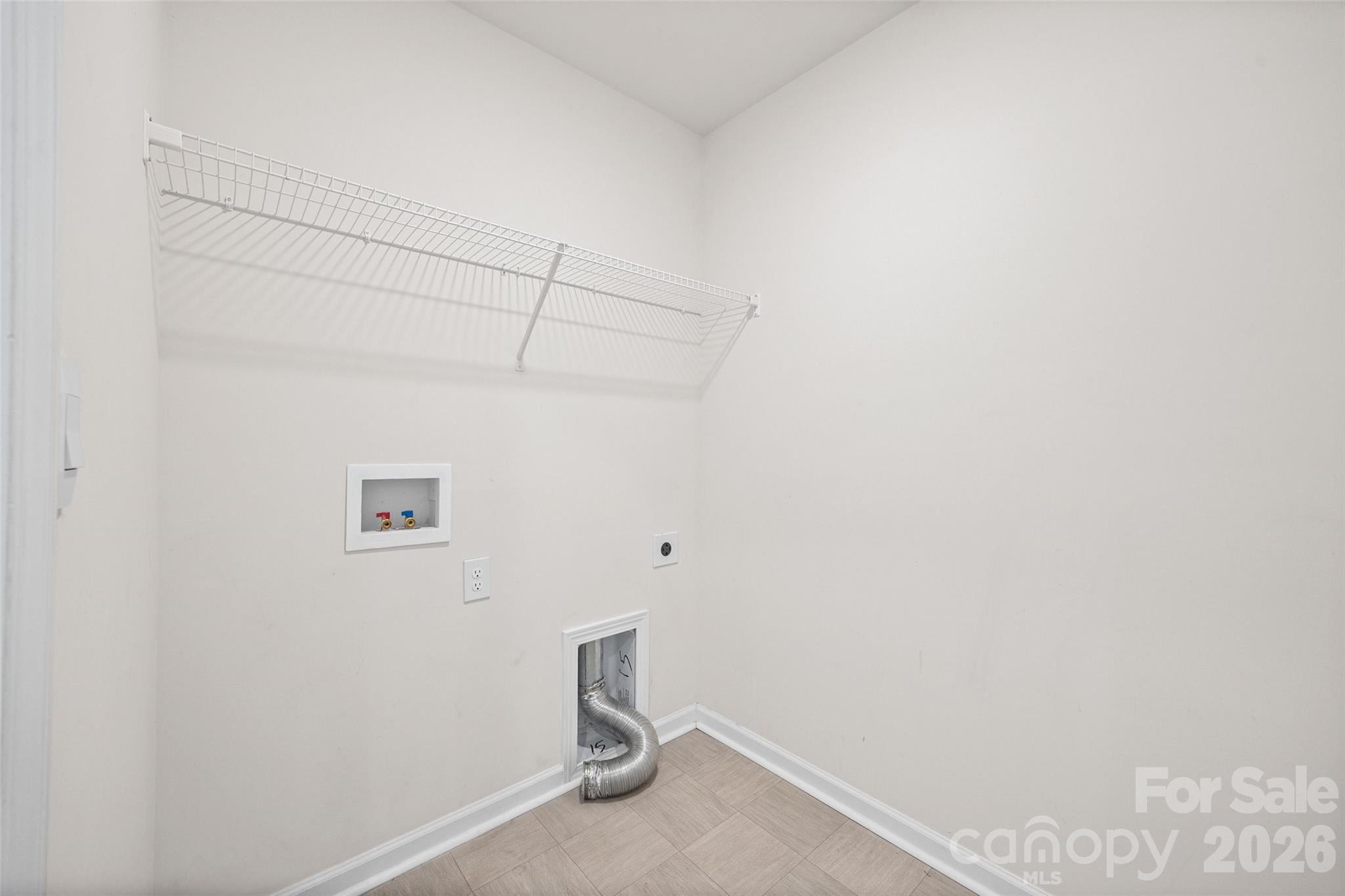 2120 Redstone Drive — York