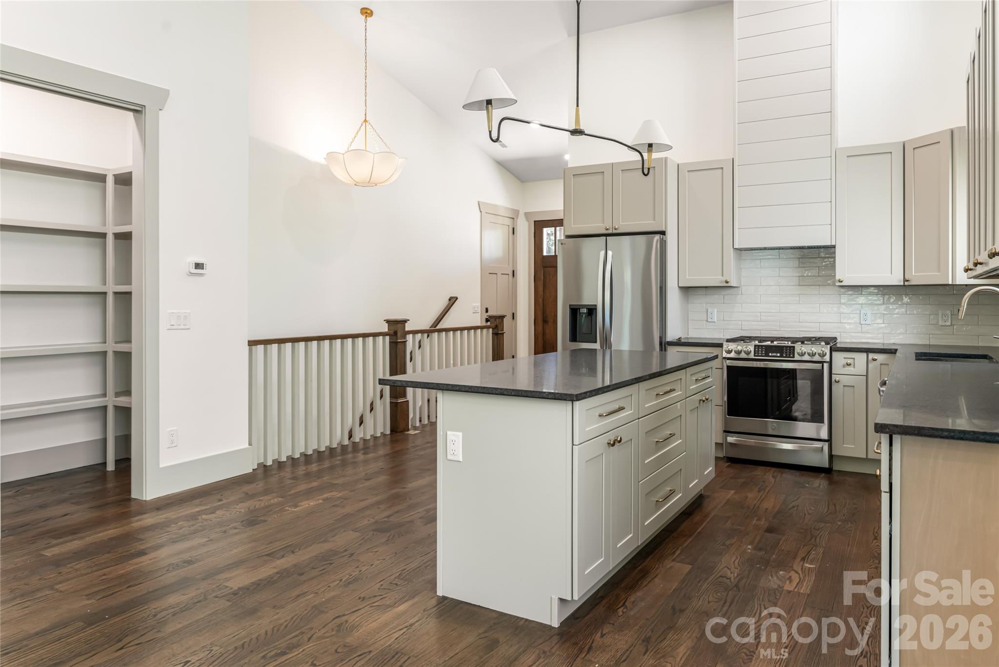 110 Unadilla Avenue — Asheville