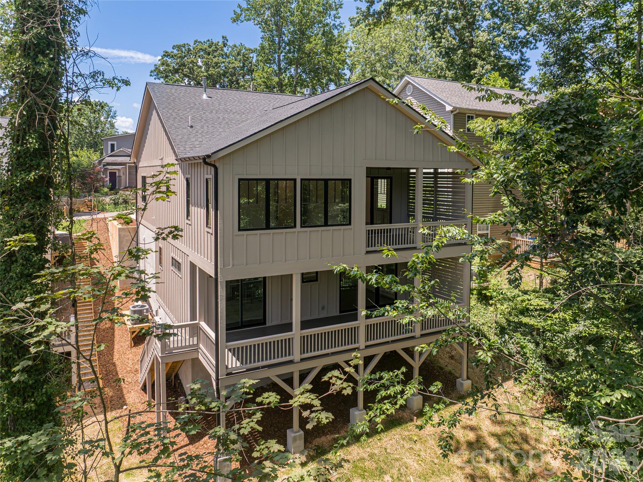 110 Unadilla Avenue — Asheville