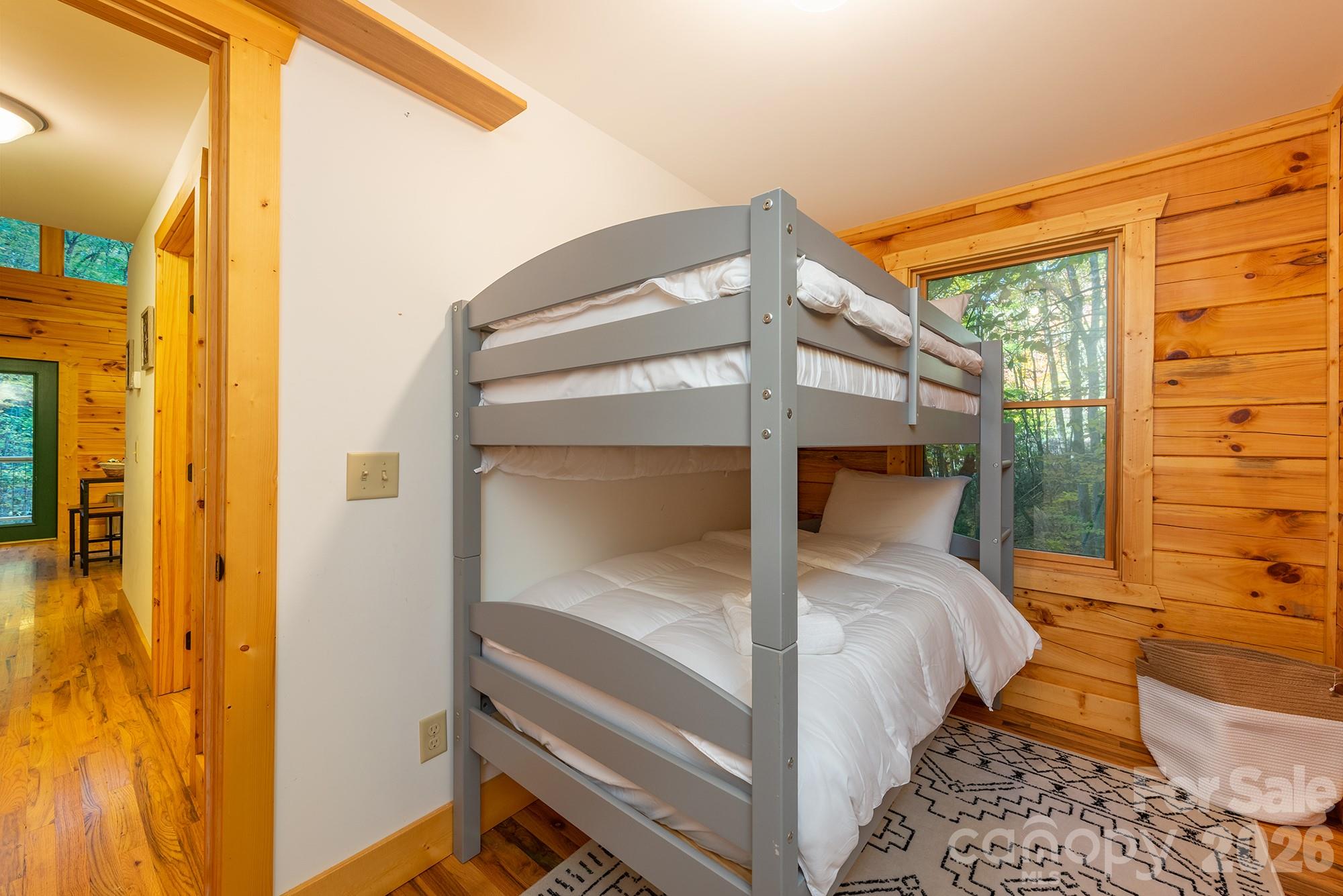 100 Candlemaker Trail — Maggie Valley
